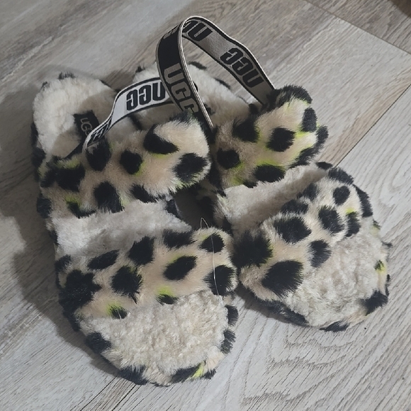 UGG Shoes - UGG Fuzzy Leopard Print Sandals